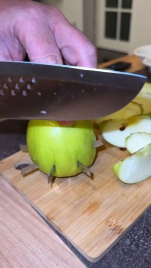 Муж чуть не лишился пальца от этой кухонной безобидной штучки