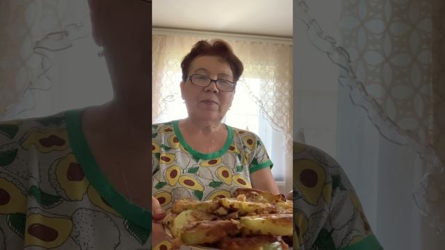 IMG_8688 Цукини, обваляла в муке и яйцо, и нажарила.