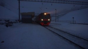 Электропоезд ЭД9Э-0057. Аламбайский экспресс в тумане.