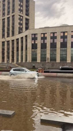 Москву затопило летом 2025, на этот раз окончательно. Смотреть до спуска в переход