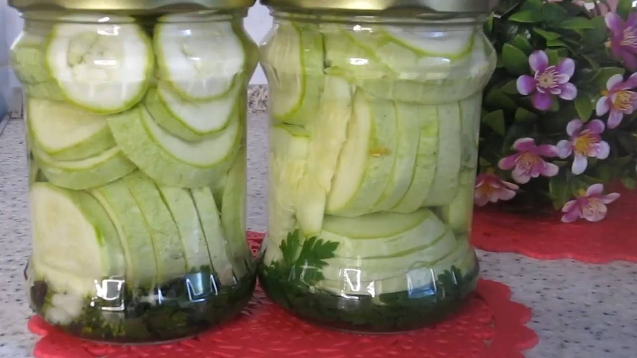 Вкуснее не пробовала, а готовлю их лет 20 уже. Мариную кабачки без стерилизации.