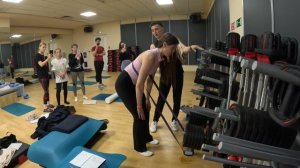 Разгибание в грудном отделе позвоночника для персонального тренинга.