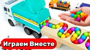 Играем в машинки и запускаем разноцветные шарики 🟢 Строим горки ! АСМР видео для детей №25