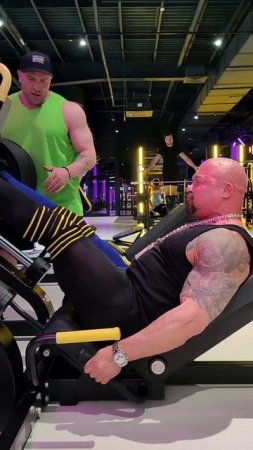 Жим ногами 520 кг на 10 раз 💪💪💪