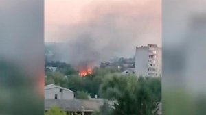 Армия России нанесла групповой удар по объектам ВПК Украины: видео прилетов