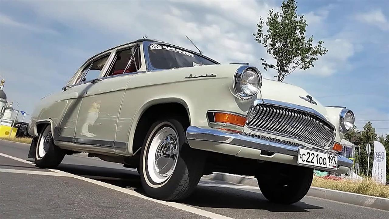 Парад трамваев и ретроралли стали украшением Дня московского транспорта