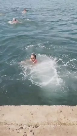 Прыжки в море
