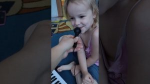 песни поем с Викой