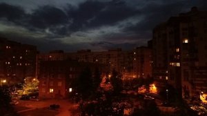 Погода Петербург . 13.07.2025 . 00:04 . +22° .