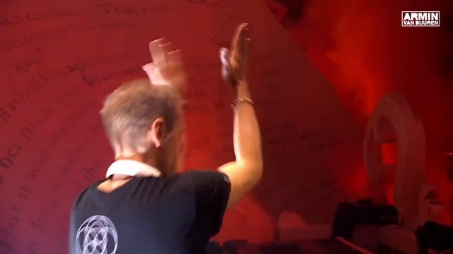 Armin van Buuren live at Tomorrowland Winter 2025 (Mainstage) смотреть онлайн