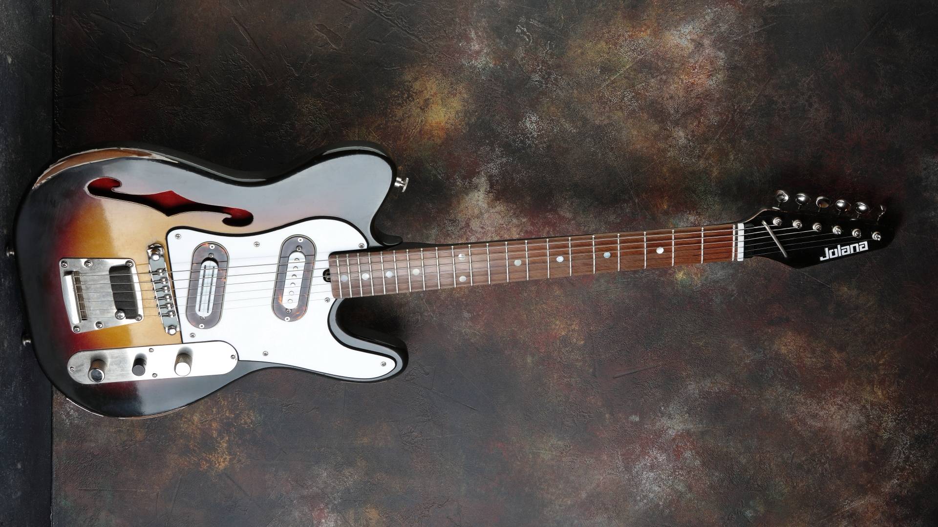 ACDC - Girls Got Rhythm диван-version.