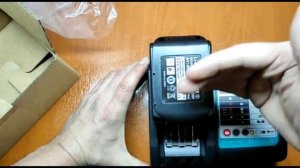 12.Зарядное устройство Makita DC18RC 14-18B