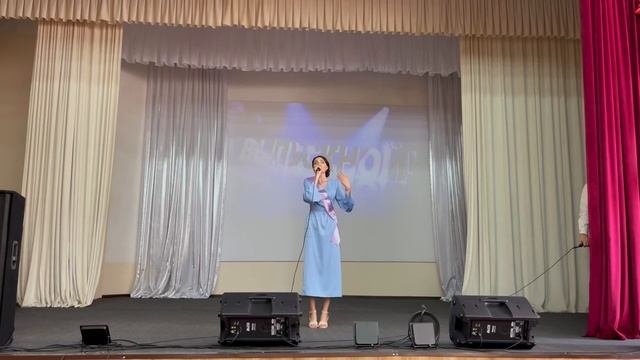 Церемония вручения дипломов в Днепрорудненском профессиональном училище. смотреть онлайн