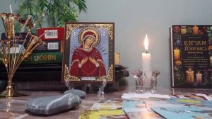 КОМУ  ВЫ  НЕ  ДАЁТЕ  ПОКОЯ