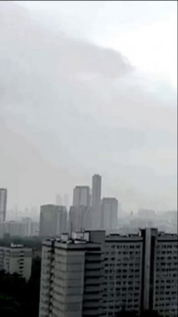 Удар молнии в Останкинскую башню