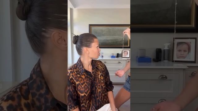 Виктория Боня выпустила новую серию своего «сериала» о жизни с дочерью в Монако.