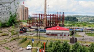 Пионерский б-р и остановка Заречная без стёкол и качается - Кемерово