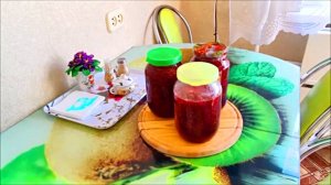 Сварила малиновое варенье // Пришла в парк, как в лесу побывала