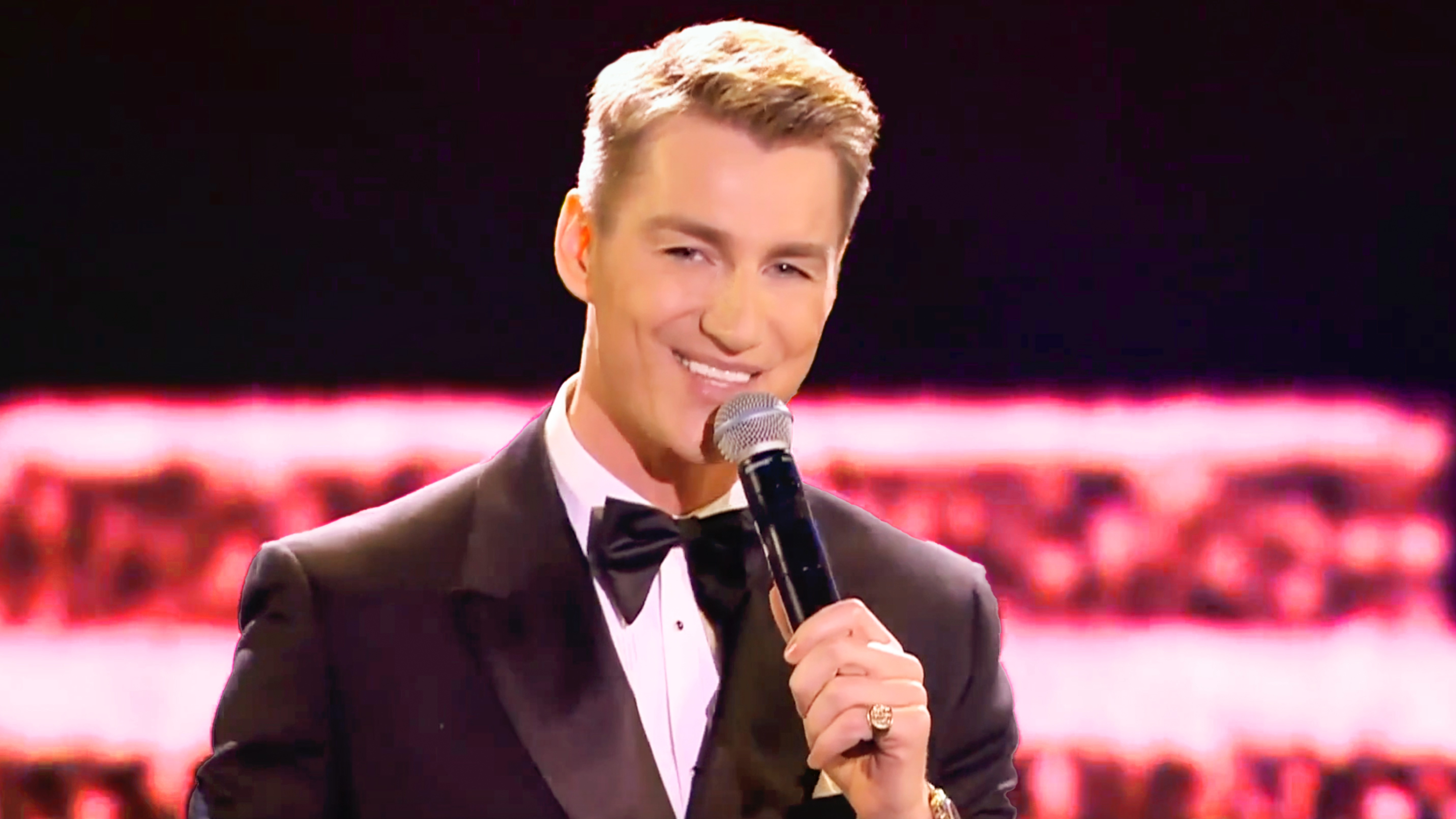 Анистон сиськи