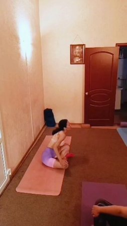 Йога — это про любовь к себе и телу 🧘♀️💗
#йога #йогадлядуши #женскаяэнергия #движениежизни