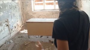 ЗАЛЕЗЛИ В НЕ БОЛЬШУЮ ЗАБРОШКУ