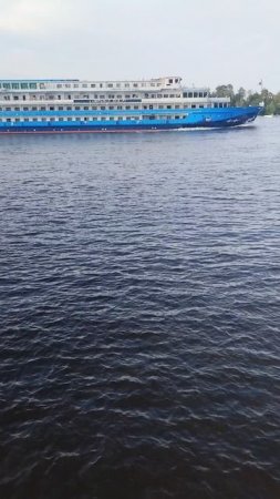 Люди тратят дивиденды