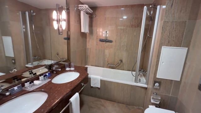 CROWN PLAZA MINSK 5* Минск, Республика Беларусь смотреть онлайн