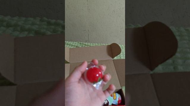 день первый ем конфетки из Китая