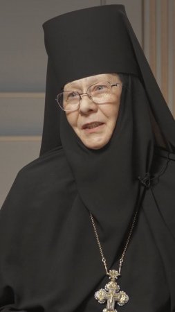 Игуменья Евстолия: Вы перекрестили всю русскую землю Годеновским крестом? #Крест #Господь #Церковь