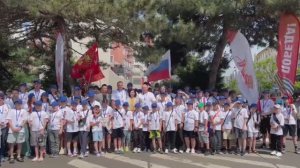 Видео нарезка из новостных нарезок из китайских СМИ.