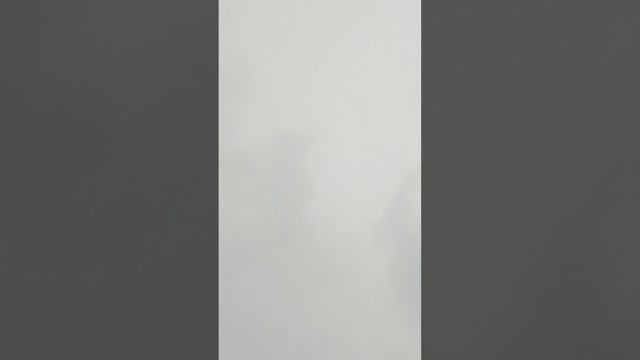 НЕСКОЛЬКО ДНЕЙ ПОДРЯД ТЕМПЕРАТУРЫ ВОЗДУХА БЫЛА ПЛЮС 34 А СЕГОДНЯ ПЛЮС 21 И ДОЖДЬ