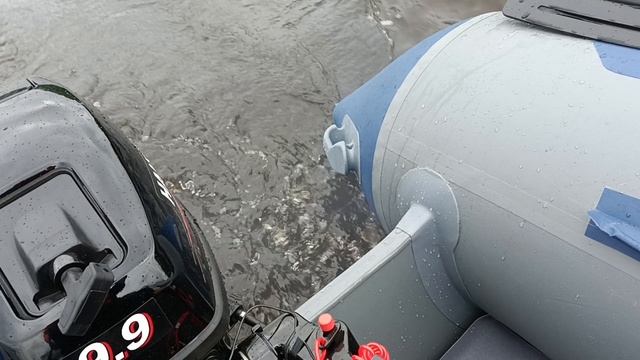 После 10 минут на хх. Смесь 25:1. Дыма почти нет. смотреть онлайн