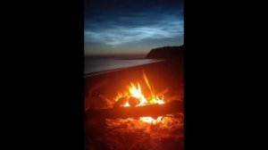 МОРЕ, НОЧЬ, РАССВЕТ.