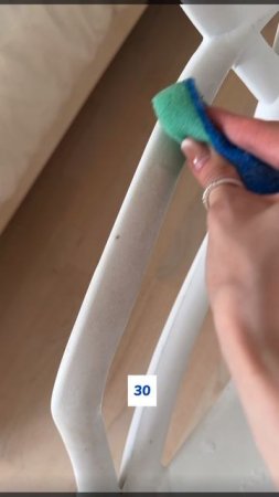 А вы чистите свои стулья?