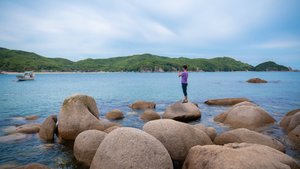 Дикарями по Приморью: «Чертов палец», змея и нетронутая природа в бухте Спокойная