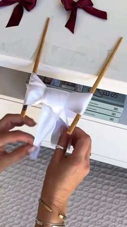 красивый бант, для украшения подарков😀
