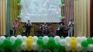 "Пластиночка" в исполнении ВИА "Союз" на концерте ко дню семьи любви и верности. с.Табуны