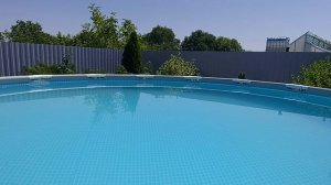 ХОРОШО ИМЕТЬ ТАКОГО ДЯДЮ.....СПАСАЕМСЯ ОТ ЖАРЫ КАК МОЖЕМ...