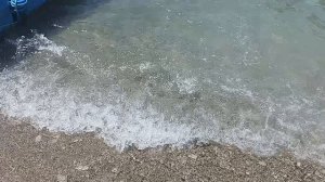 Пляж Кабардинка Чёрное море 13.07.2025 море чистое людей немного, места на пляже хватает