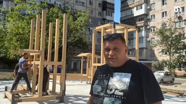 Санкт-Петербург завершает благоустройство дворов в Мариуполе