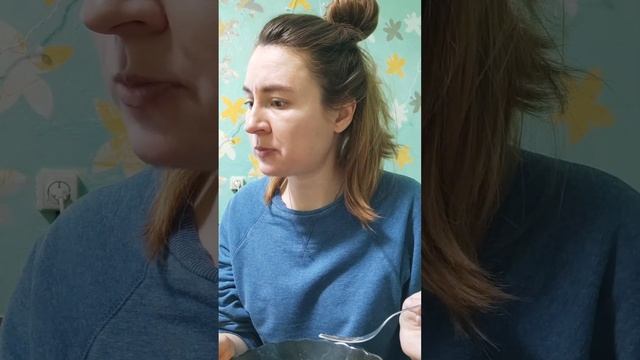 Очередное месиво от Мамы, когда у нее нет настроения #мамаидочь #еда#голубцы#tiktok#shorts