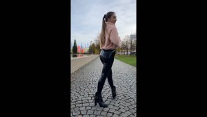 Девушки Лосинах / Леггинсах. Разнообразные женские стили и образы.