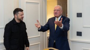 Непростой визит? Кит Келлог прибыл в Киев