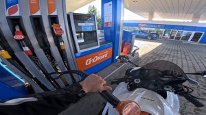 Заезд на мотоцикле от первого лица