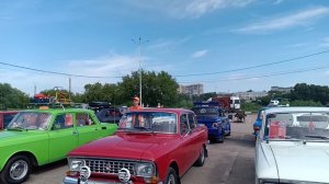Прокатился по выставке старых машинок в Твери
