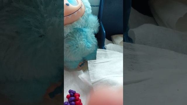 первый раз увидели лабубу 🐰🩷