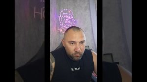 Украинка сочинила стих про украинцев.