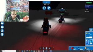 Играем в роблокс.