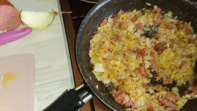 14 ИЮЛЯ 2025 Г.  ОМЛЕТ -- ЛЕПЕШКА ИЛИ ЛЕНИВАЯ ПИЦЦА? ОЧЕНЬ ВКУСНО!