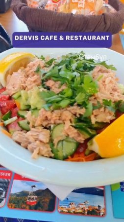 Dervis Cafe & Restaurant в Стамбуле. Турецкая еда. Цены. Не очень бюджетное место, но расположение